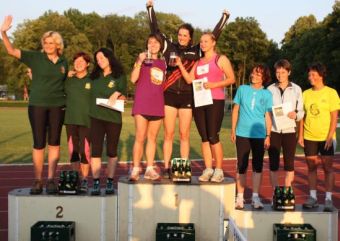 9 žen na stupních vítězů